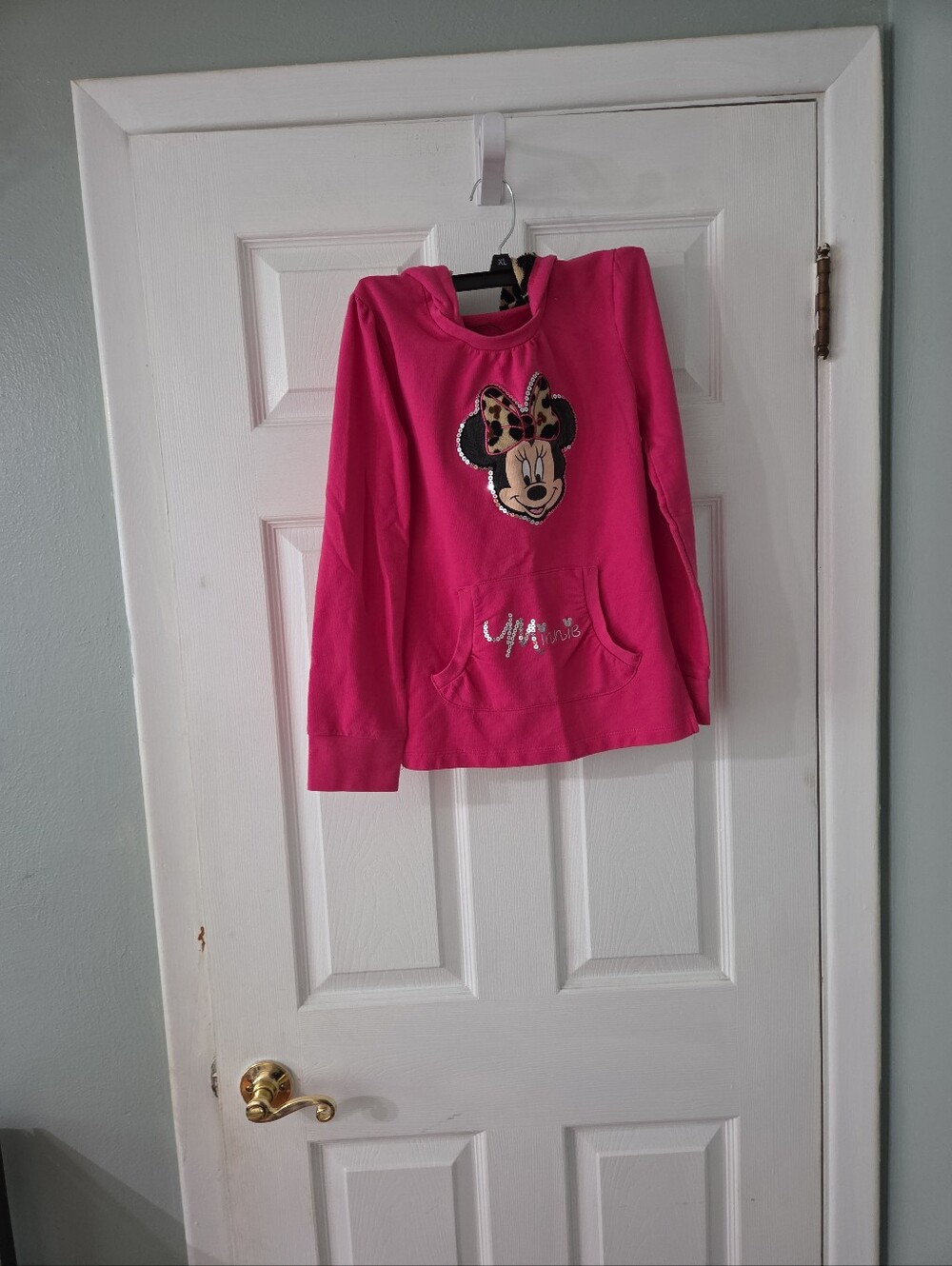 Disney Girl's Hot Pink Minnie Mouse Hoodie with Leopard Bow .  10/12